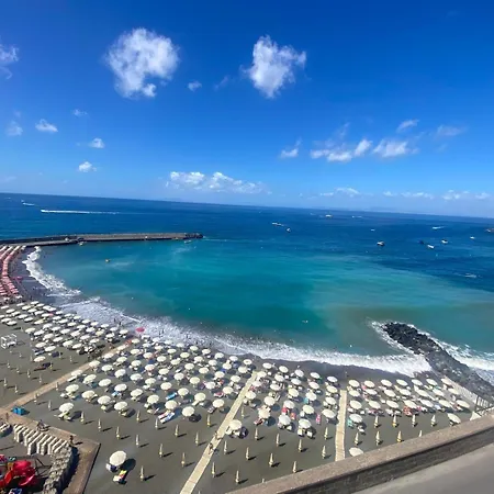 Seaside Jem Bed & Breakfast 4*